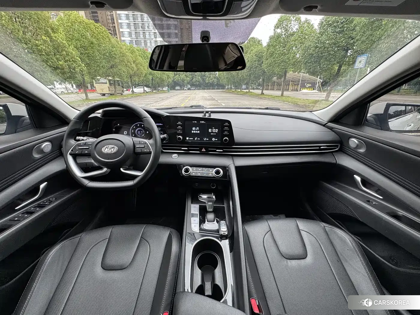 Hyundai Elantra 2022 Белый из Китая