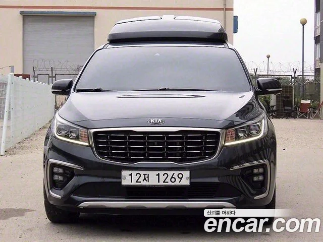 Kia The New Carnival 2018 Черный из Кореи