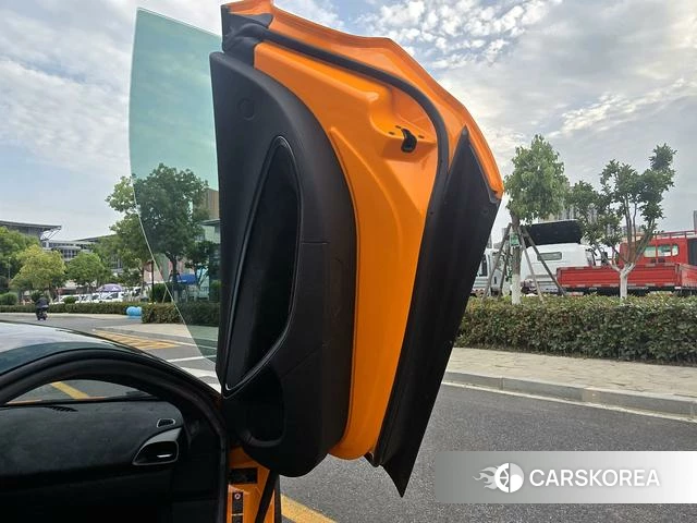 McLaren Artura 2025 Оранжевый из Китая