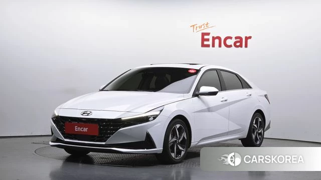 Hyundai Avante Hybrid (CN7) 2023 Белый из Кореи