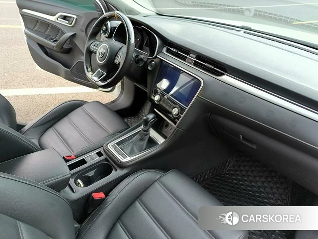 MG MG6 2019 Белый из Китая