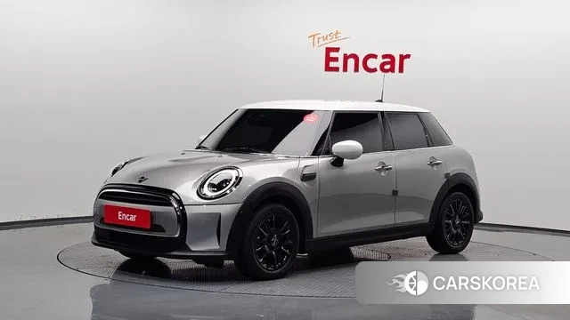 Mini Cooper 2023 Серебристо-серый из Кореи