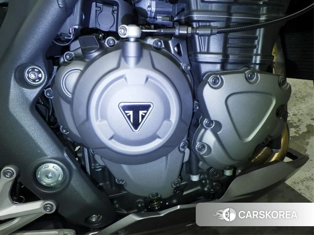 Engine photo