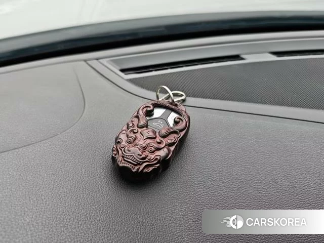 Audi A4L 2021 Белый из Китая