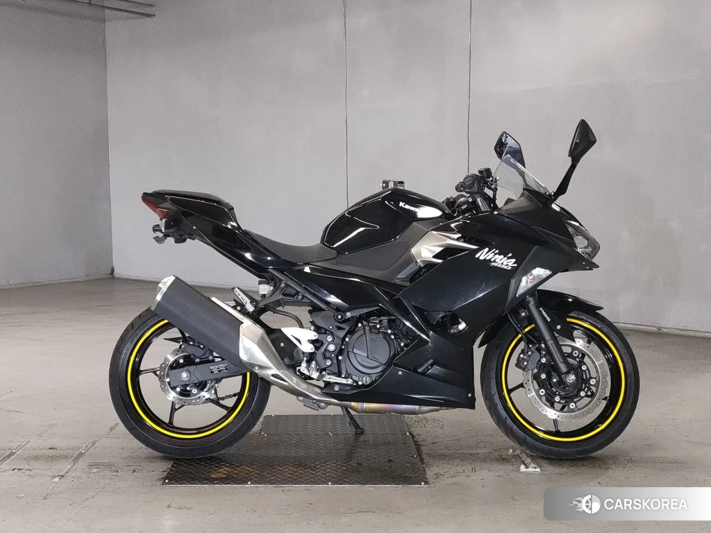 Проданный Kawasaki NINJA 400 2021 из Японии, фото 2