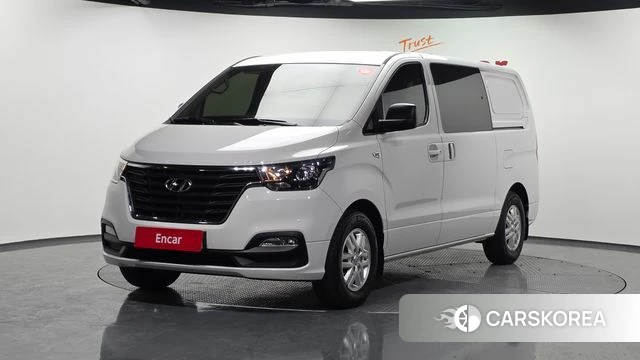 Hyundai The New Grand Starex 2018 Белый из Кореи