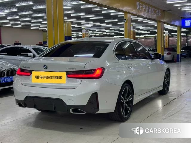 BMW 3 series 2023 Белый из Китая