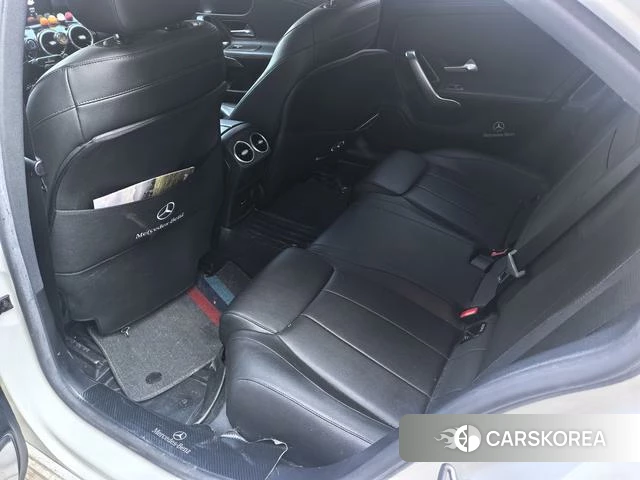 Mercedes-Benz Class A 2021 Белый из Китая