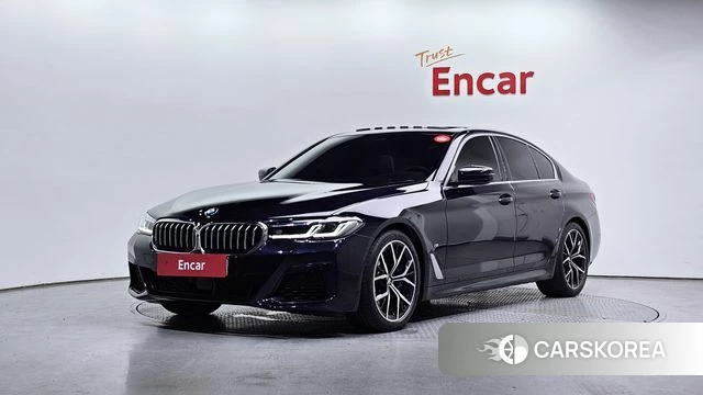 BMW 5 Series (G30) 2023 Черный из Кореи