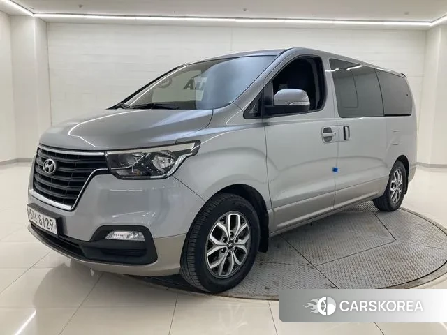 Hyundai The New Grand Starex 2019 Серый из Кореи