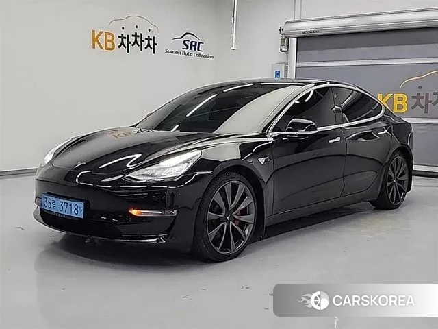 Tesla Model 3 2020 Черный из Кореи