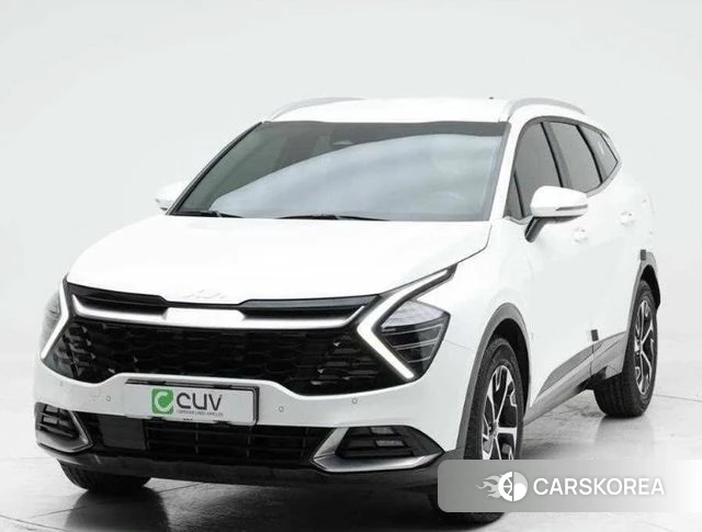 Kia Sportage 5th Generation Hybrid 2023 Белый из Кореи