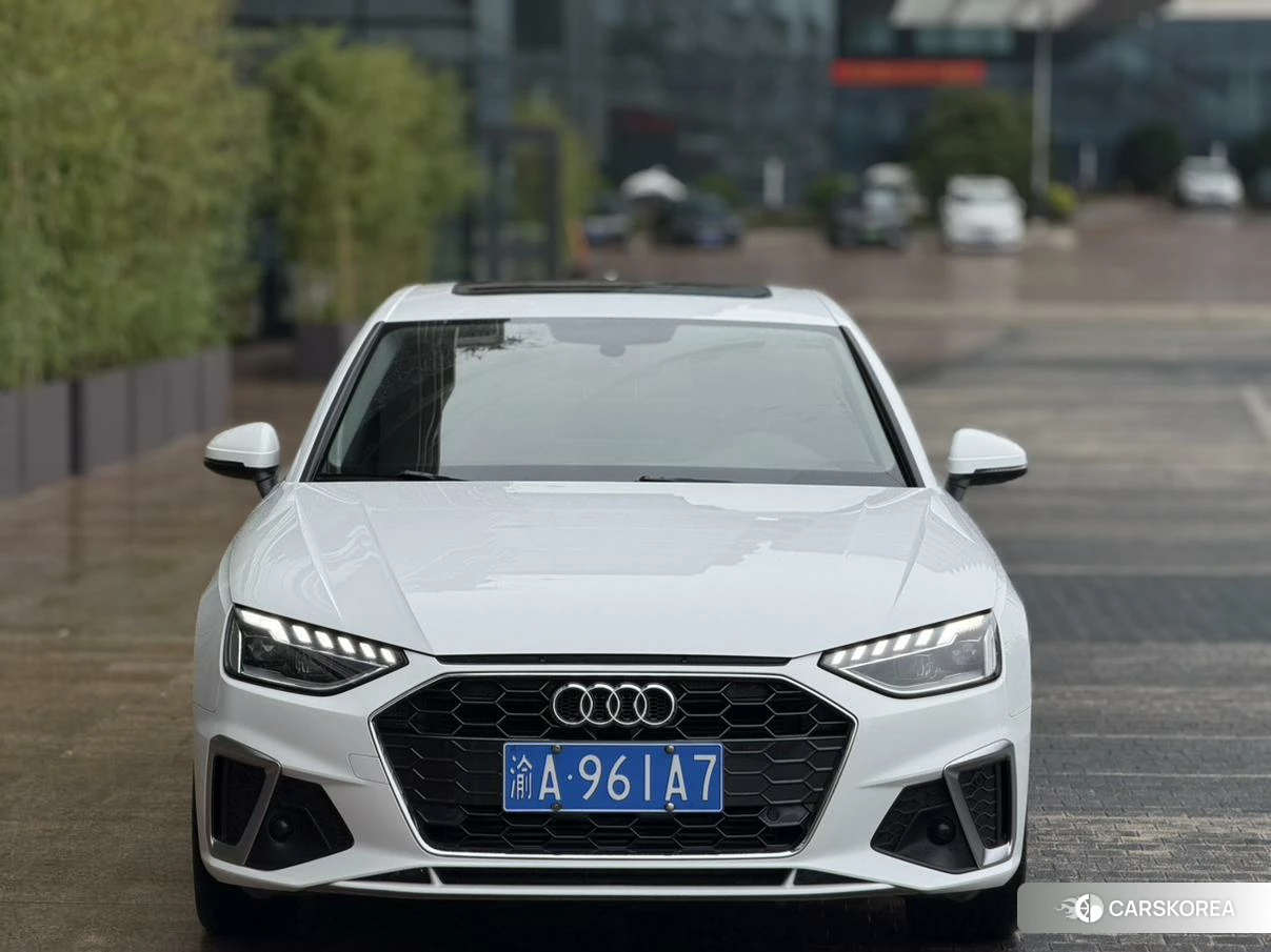 Audi A4L 2020 Белый из Китая