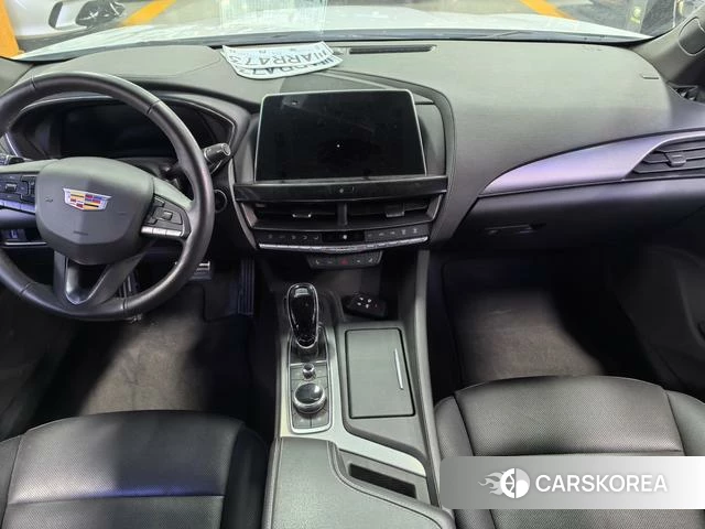 Cadillac CT5 2022 Белый из Китая