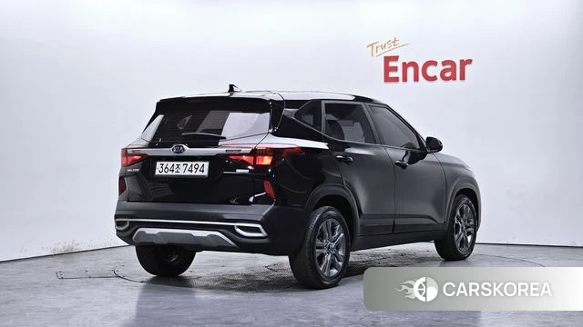 Kia Seltos 2021 Черный из Кореи