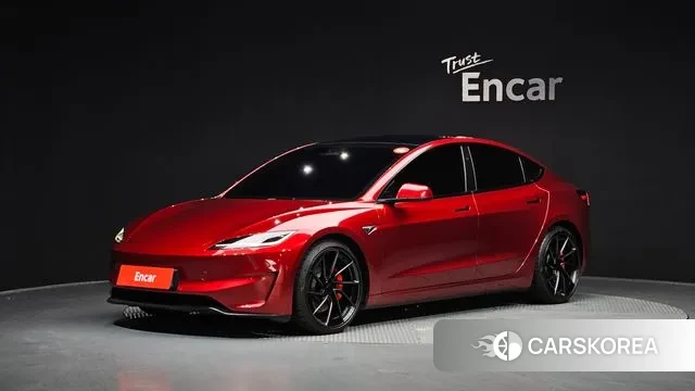 Tesla Model 3 2024 Красный из Кореи