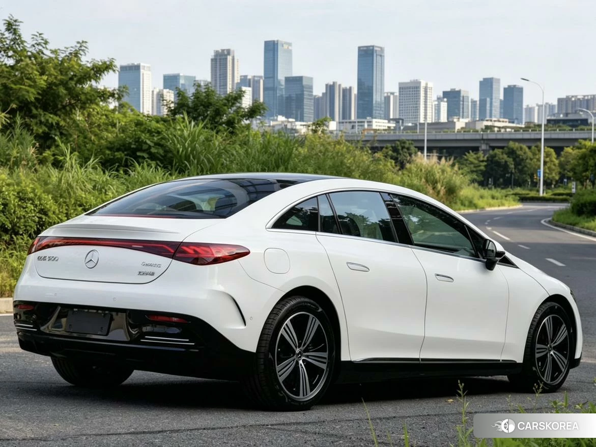 Mercedes-Benz EQE 2024 Белый из Китая