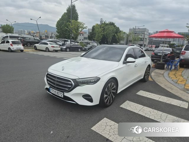 Mercedes-Benz E-Class W214 2024 Белый из Кореи
