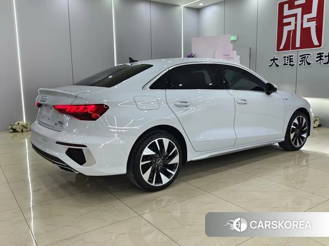 Audi A3 2023 Белый из Китая