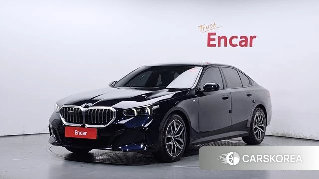 BMW 5 Series (G60) 2025 Черный из Кореи