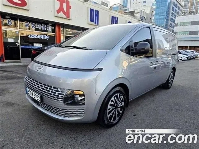 Hyundai Staria 2022 Серебряный из Кореи