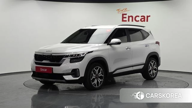 Kia Seltos 2022 Белый из Кореи