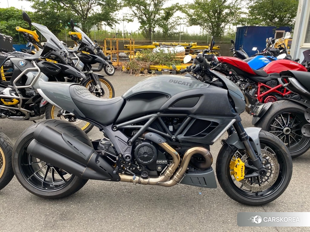Проданный Ducati DIAVEL 2013 из Японии, фото 2