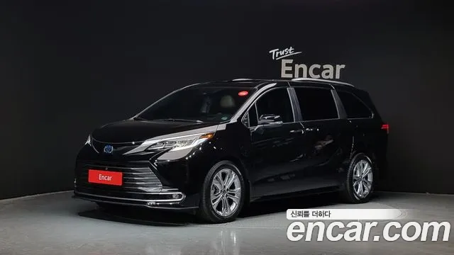 Toyota Sienna 4th Generation 2022 Черный из Кореи