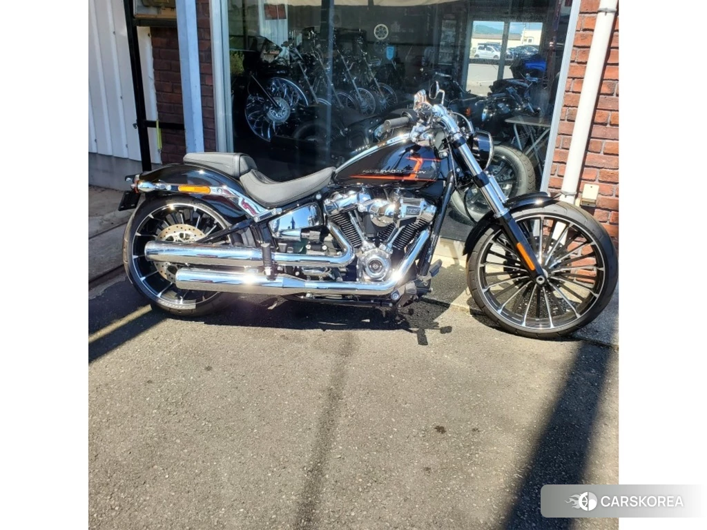 Проданный Harley-Davidson Softail Breakout FXBR1750 2023 из Японии, фото 2
