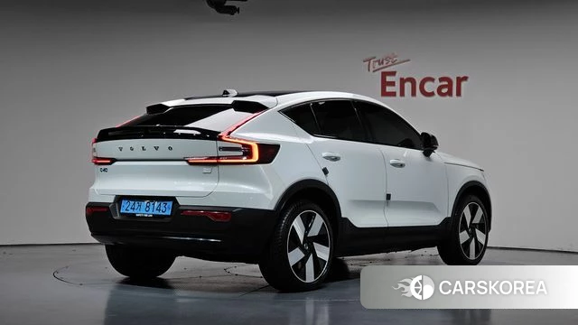 Volvo C40 Richards 2024 Белый из Кореи
