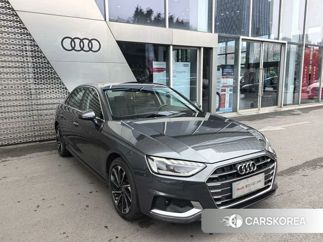 Audi A4L 2023 Белый из Китая
