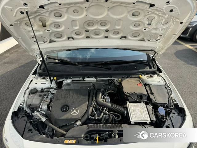 Mercedes-Benz Class A 2023 Белый из Китая
