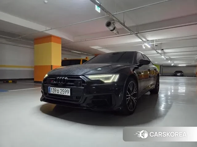 Audi A6 (C8) 2020 Черный из Кореи