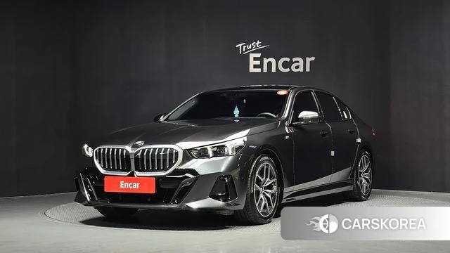 BMW 5 Series (G60) 2025 Серый из Кореи