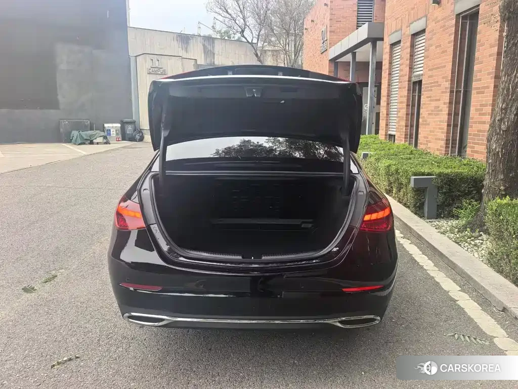 Mercedes-Benz C-class 2025 Черный из Китая