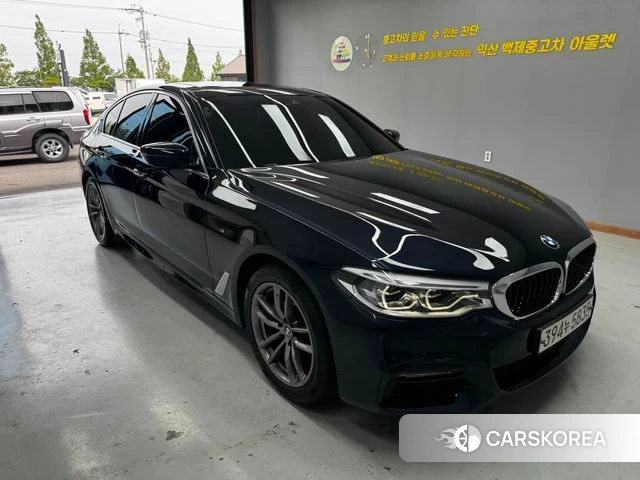 BMW 5 Series (G30) 2018 Черный из Кореи