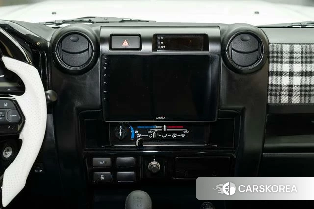 Toyota Land Cruiser 70 Series 2025 Белый из Китая