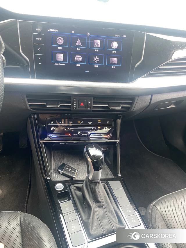 Volkswagen Passat 2022 Шампань из Китая