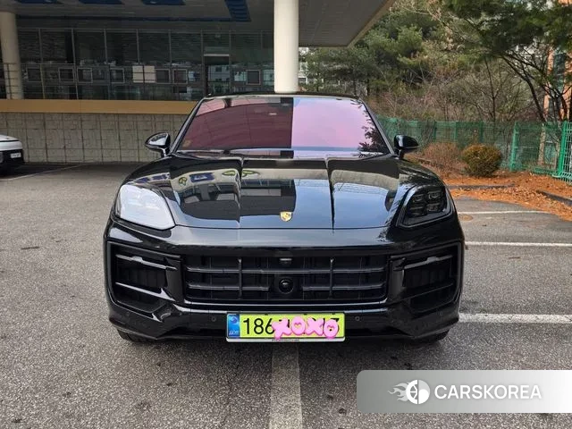Porsche Cayenne (PO536) 2025 Черный из Кореи