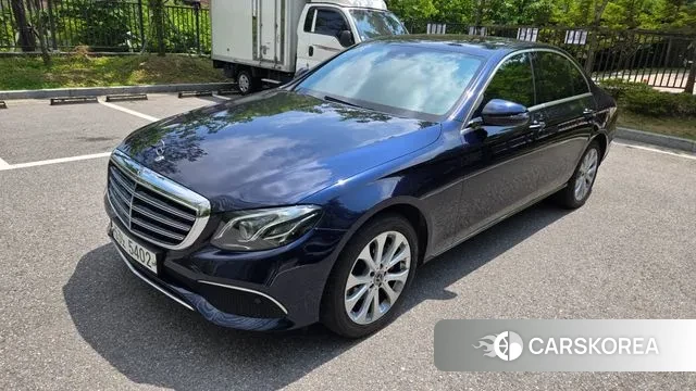 Mercedes-Benz E-Class W213 2018 Синий из Кореи