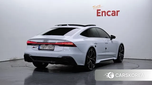 Audi RS7 (4K) 2021 Белый из Кореи