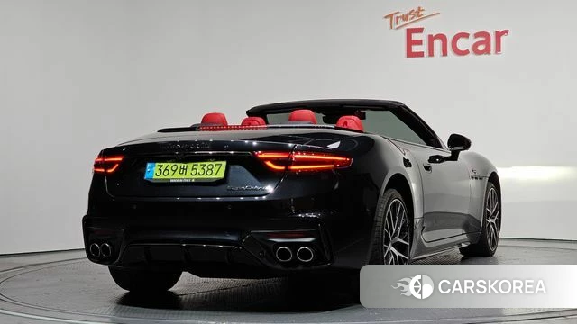 Maserati Grancabrio 2nd Generation 2024 Черный из Кореи