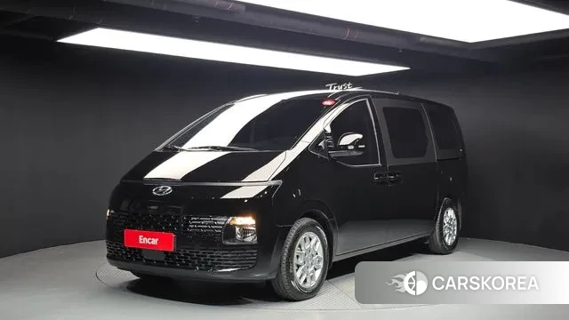 Hyundai Staria 2023 Черный из Кореи