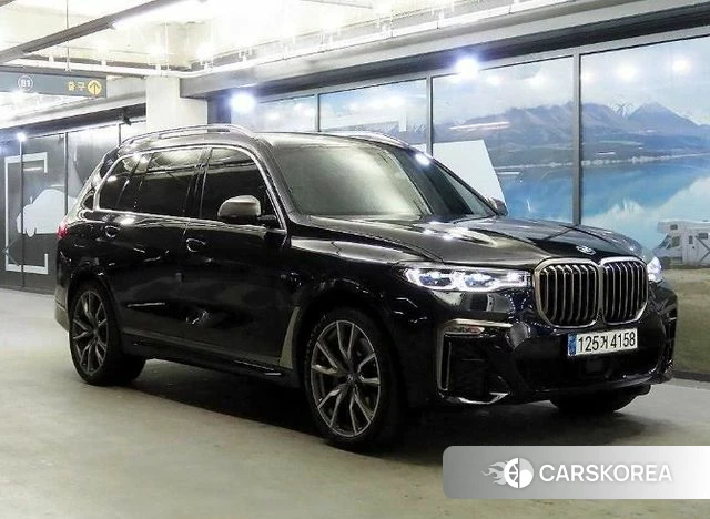 BMW X7 (G07) 2020 Черный из Кореи