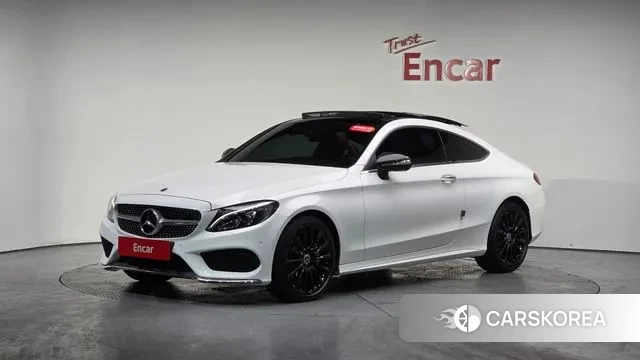 Mercedes-Benz C-Class W205 2018 Белый из Кореи