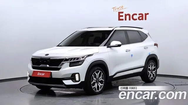 Kia Seltos 2021 Белый из Кореи