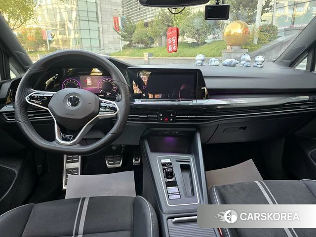 Volkswagen Golf 2023 Белый из Китая