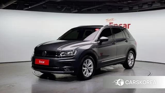 Volkswagen Tiguan second Generation 2020 Серый из Кореи