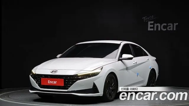 Hyundai Avante Hybrid (CN7) 2020 Белый из Кореи