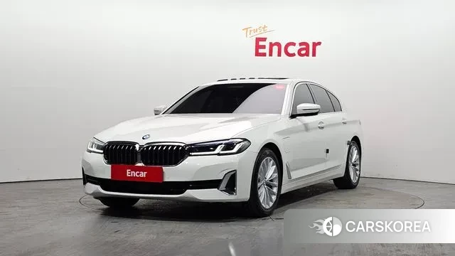 BMW 5 Series (G30) 2021 Белый из Кореи